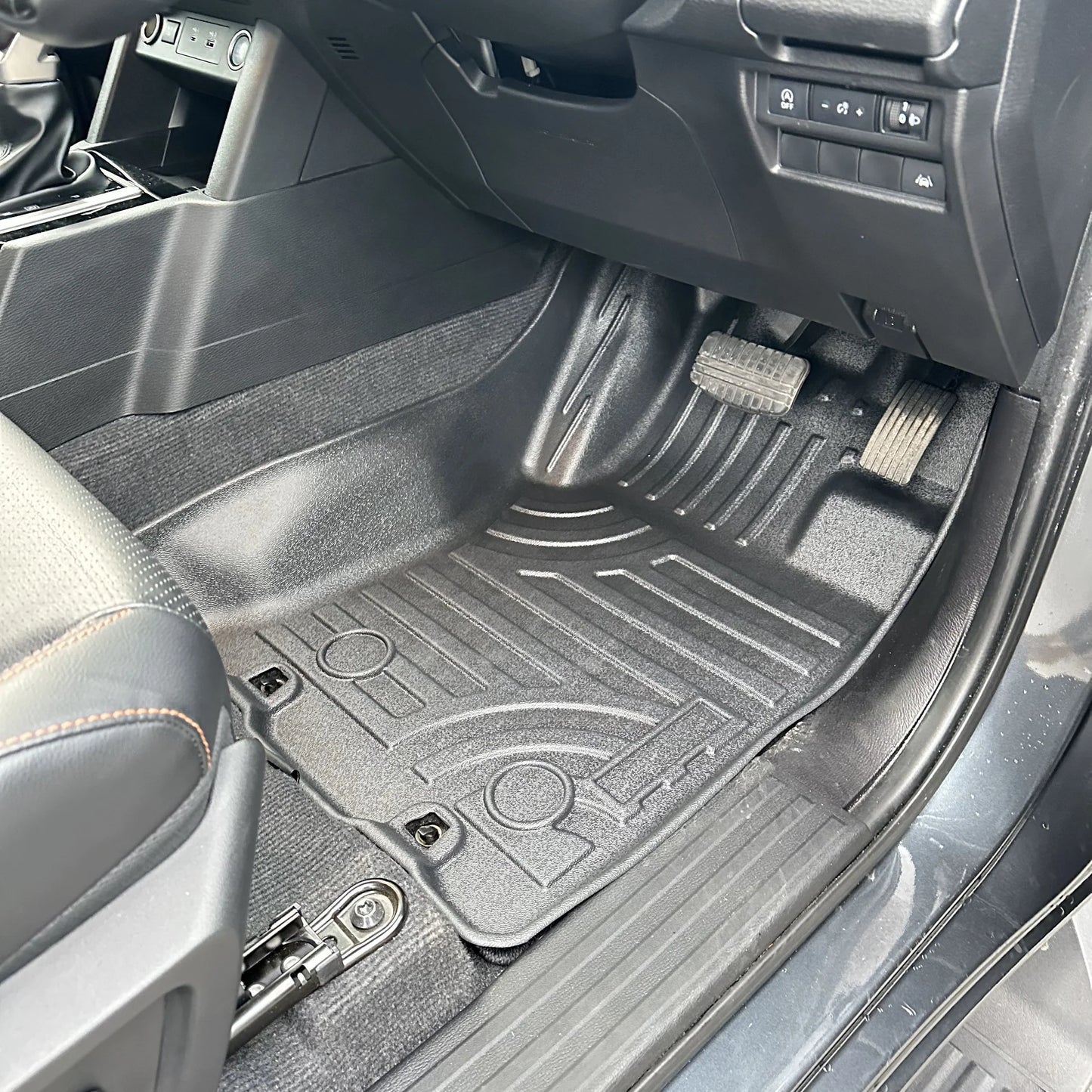 3 D  Floor mats Deep Dish